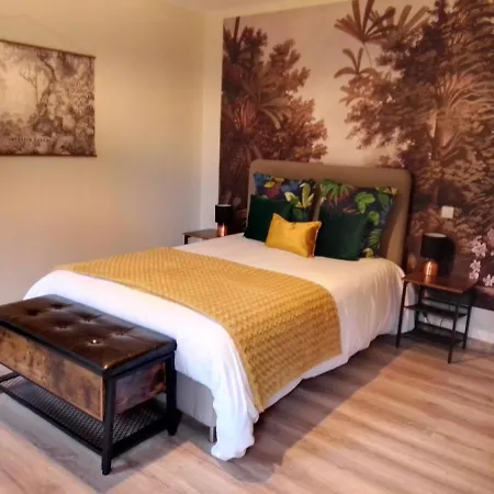 Maison D'hotes Saint Ange Bed & Breakfast