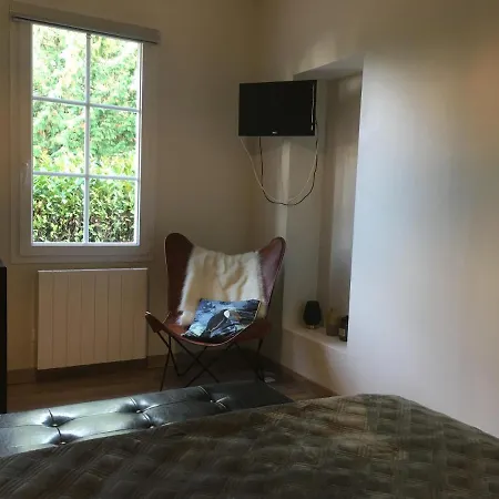 Maison D'hotes Saint Ange Bed & Breakfast